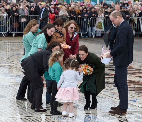 Le prince William, duc de Cambridge, et Kate Catherine Middleton, duchesse de Cambridge, à la sortie de la "Blackpool Tower" à Blackpool. Le 6 mars 2019