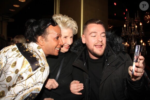 Vincent Mc Doom, Danièle Gilbert, Jeremstar - People à la première du spectacle "Danièle Gilbert et les idoles de Midi-Première" au Casino de Paris le 11 mars 2019. © Philippe Baldini/Bestimage