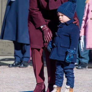 La princesse Victoria de Suède, accompagnée par son mari le prince Daniel et leurs enfants la princesse Estelle et le prince Oscar, a été fêtée par le public le 12 mars 2019 dans la cour intérieur du palais royal à Stockholm lors de la célébration de son prénom.