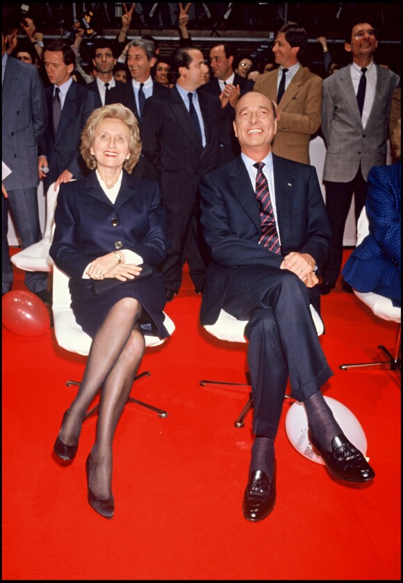 Bernadette et Jacques Chirac en meeting lors de la campagne pour les élections présidentielles en 1988.