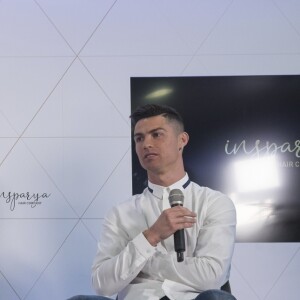 Carlos Portinha, Paulo Ramos et Cristiano Ronaldo - Cristiano Ronaldo ouvre une clinique de greffe de cheveux "Insparya Hair Clinic'" à Madrid, Espagne, le 18 mars 2019.