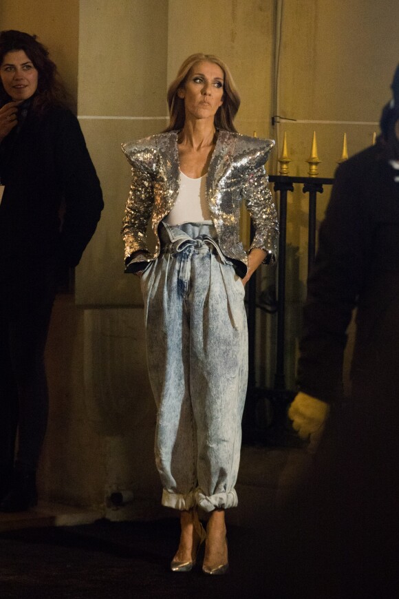 Céline Dion en tournage pour la maison L'Oréal à l'hôtel Plaza Athénée à Paris, France, le 30 janvier 2019.