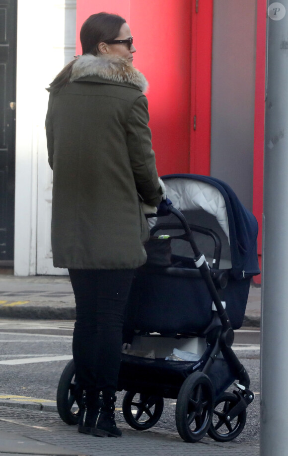 Exclusif - Première sortie en solo pour Pippa Middleton et son fils Arthur à Londres le 22 janvier 2019.