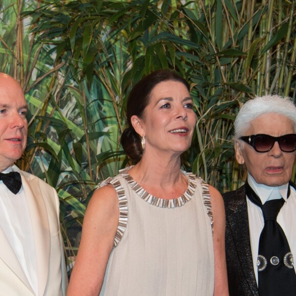 S.A.R. La princesse Alexandra de Hanovre, S.A.S. le prince Albert II, S.A.R. la princesse Caroline de Hanovre et Monsieur Karl Lagerfeld participent au 62eme bal de la Rose dans la Salle des Etoiles du Sporting de Monte Carlo, le 19 mars 2016. © Palais princier / Gaetan Luci / Monte Carlo Société des Bains de Mer via Bestimage