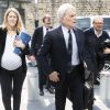 Bernard Tapie arrive au tribunal accompagné de ses avocats Hervé Témime et Julia Minkowski (femme de Benjamin Griveaux) à Paris le 1er avril 2019.