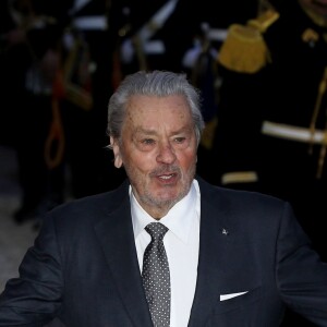 Alain Delon - Dîner d'Etat du président de la République française en l'honneur du président de la République populaire de Chine lors de sa visite d'Etat en France du 24 au 26 mars 2019, au Palais de l'Elysée, à Paris, France, le 25 mars 2019. © Dominique Jacovides/Bestimage