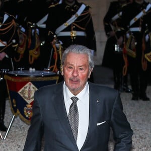 Alain Delon - Arrivées au dîner d'état en l'honneur du président de la république de Chine X.Jinping au Palais de L'Elysée, Paris, le 25 mars 2019. ©Dominique Jacovides / BestImage