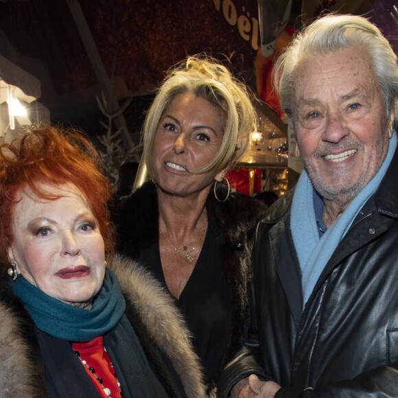 Exclusif - Régine, Caroline Margeridon et Alain Delon - Régine, de son vrai nom Régina Zylberberg fête son 89ème anniversaire au restaurant "La chope des Tuileries" à Paris le 26 décembre 2018. © Pierre Perusseau/Bestimage