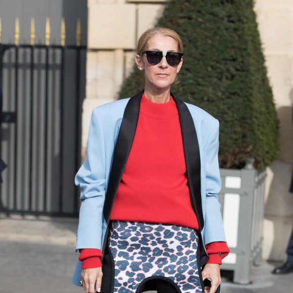 Céline Dion sort de l'hôtel de Crillon à Paris le 31 janvier 2019.