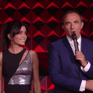 Jenifer lors du premier prime des "K.O" de "The Voice 8" samedi 6 avril 2019 sur TF1, en compagnie de Nikos Aliagas.