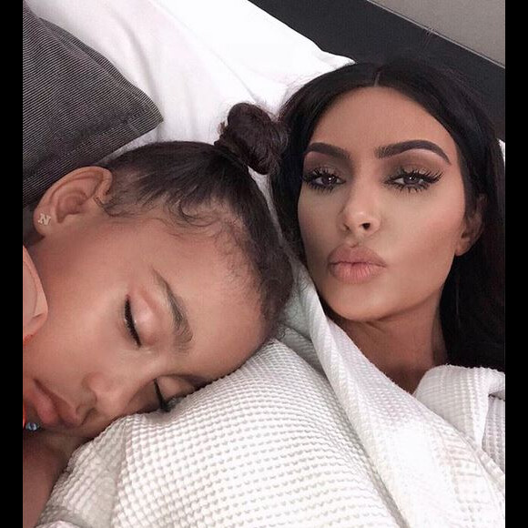 Kim Kardashian et sa fille North West. Avril 2019.