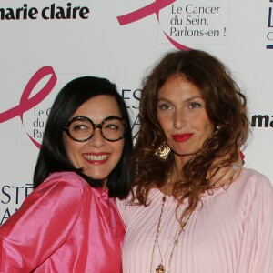 Sylvie Hoarau et Aurélie Saada du groupe Brigitte lors de la soirée de lancement de la 25ème édition "Octobre rose" sur la péniche Pavillon Seine à Paris, France, le 1er octobre 2018.  © Denis Guignebourg/Bestimage