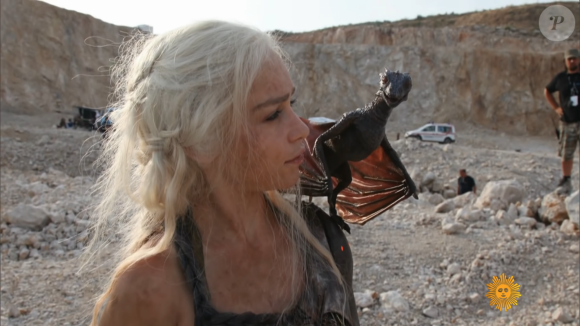 Emilia Clarke se confie sur ses deux AVC pour CBS, le 7 avril 2019.