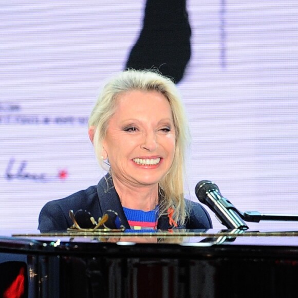 Exclusif - Véronique Sanson - Enregistrement de l'émission "Vivement Dimanche" au studio Gabriel, présentée par M.Drucker et diffusée le 7 avril sur France 2. Le 20 mars 2019 © Guillaume Gaffiot / Bestimage