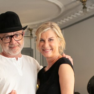 Exclusif - Olivier Baroux et Michèle Laroque - Backstage de l'enregistrement de l'émission "On refait les grands duos d'humour" au Théâtre de Paris, diffusée le 21 septembre sur France 3. Le 29 mai 2018 © Romual Meigneux-Pierre Perusseau / Bestimage