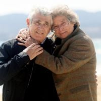 Festival de Ramatuelle : Michel Boujenah pique-nique en attendant Depardieu