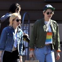 Kristen Stewart accro à sa nouvelle chérie Sara: baisers passionnés à Coachella
