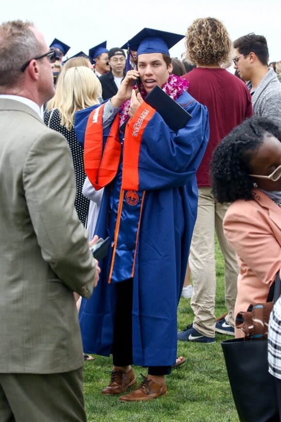 Exclusif - Arnold Schwarzenegger était présent pour son fils illégitime Joseph Baena, qui recevait son diplôme (en présence aussi de sa mère Mildred Patricia Baena) de la Pepperdine University à Malibu, Los Angeles, le 27 avril 2019.
