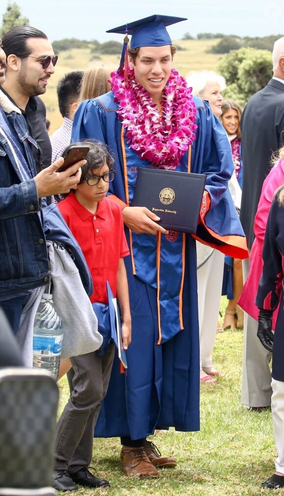 Exclusif - Arnold Schwarzenegger était présent pour son fils illégitime Joseph Baena, qui recevait son diplôme (en présence aussi de sa mère Mildred Patricia Baena) de la Pepperdine University à Malibu, Los Angeles, le 27 avril 2019.