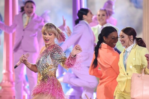 Taylor Swift et Brendon Urie - "Billboards Music Awards 2019" au MGM Grand Garden Arena à Las Vegas, le 1er mai 2019.