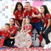 Franck Ribéry champion d'Allemagne avec son équipe du Bayern Munich célèbre son nouveau sacre avec sa femme Wahiba et leurs quatre enfants, Hizya, Shakinez, Seïf el Islam et Mohammed. Instagram, mai 2018.