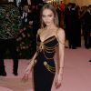 Met Gala 2019 : Lily-Rose Depp et Charlotte Gainsbourg, des Françaises ultrachic