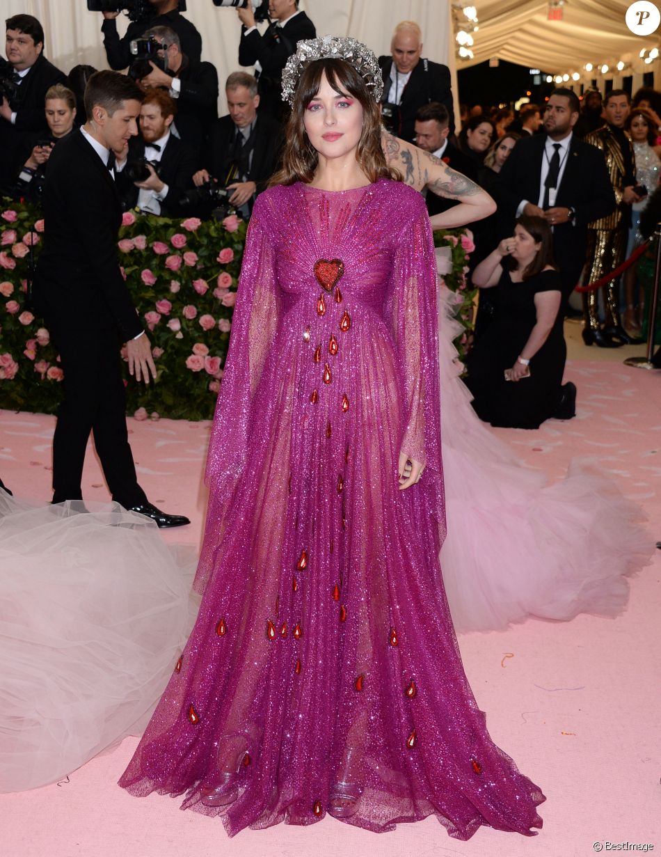 Dakota Johnson Arrivées Des People à La 71ème édition Du Met Gala Met Ball Costume Institute 