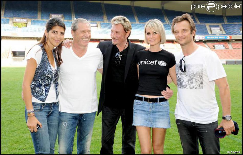 johnny et laeticia son fils david ainsi que jean claude darmon et sa compagne hoda roche purepeople