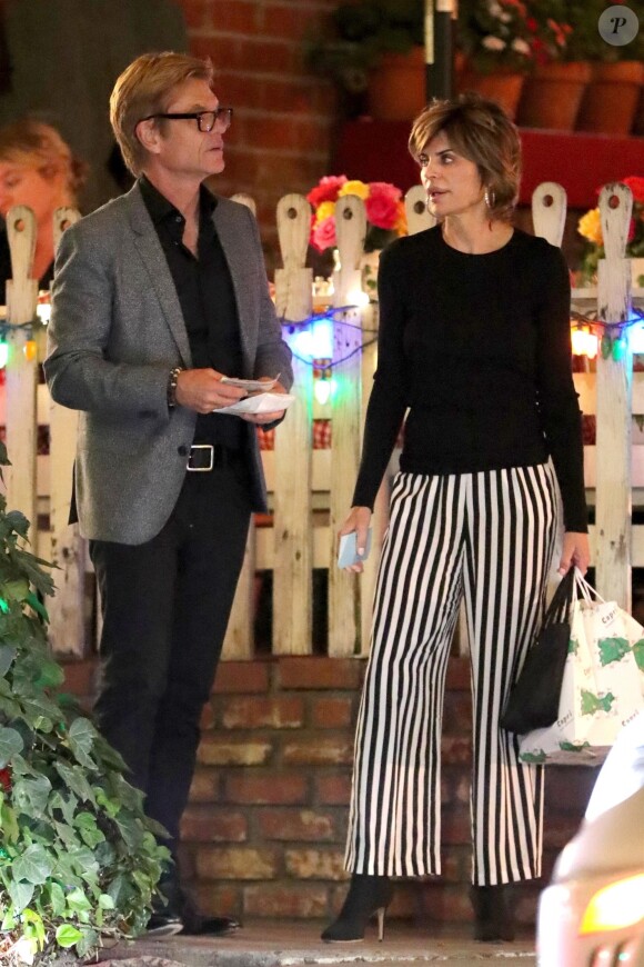 Exclusif - Lisa Rinna est allée fêter l'anniversaire de son mari Harry Hamlin avec ses filles Delilah et Amelia au restaurant Ivy à West Hollywood, le 1er novembre 2018