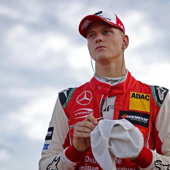 Info - Mick Schumacher, le fils de Michael, va faire ses débuts en Formule 1 avec Ferrari - 4 Mick Schumacher (DEU, PREMA Theodore Racing, Dallara F317 – Mercedes-Benz), en marge de la course en formule 3 de Hockenheim le 12 octobre 2018.