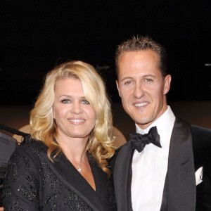 Michael Schumacher et sa femme Corinna lors de la soiree GQ a Berlin en Allemagne le 29 octobre 2010