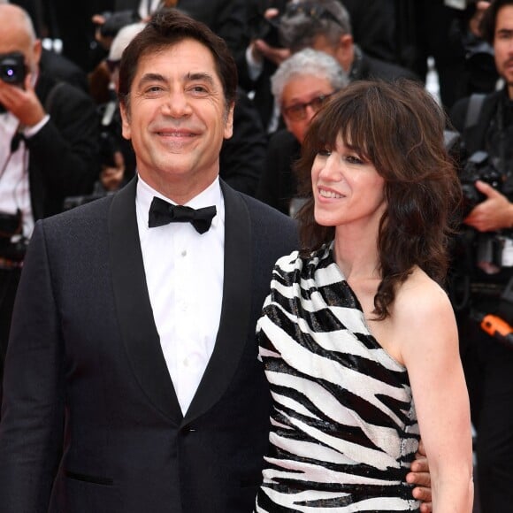 Javier Bardem et Charlotte Gainsbourg - Montée des marches du film "The Dead Don't Die" lors de la cérémonie d'ouverture du 72e Festival International du Film de Cannes. Le 14 mai 2019