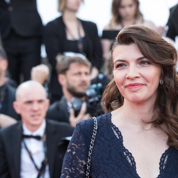 Philippe Manoeuvre et sa femme Candice - Montée des marches du film "Les Misérables" lors du 72ème Festival International du Film de Cannes. Le 15 mai 2019 © Jacovides-Moreau / Bestimage