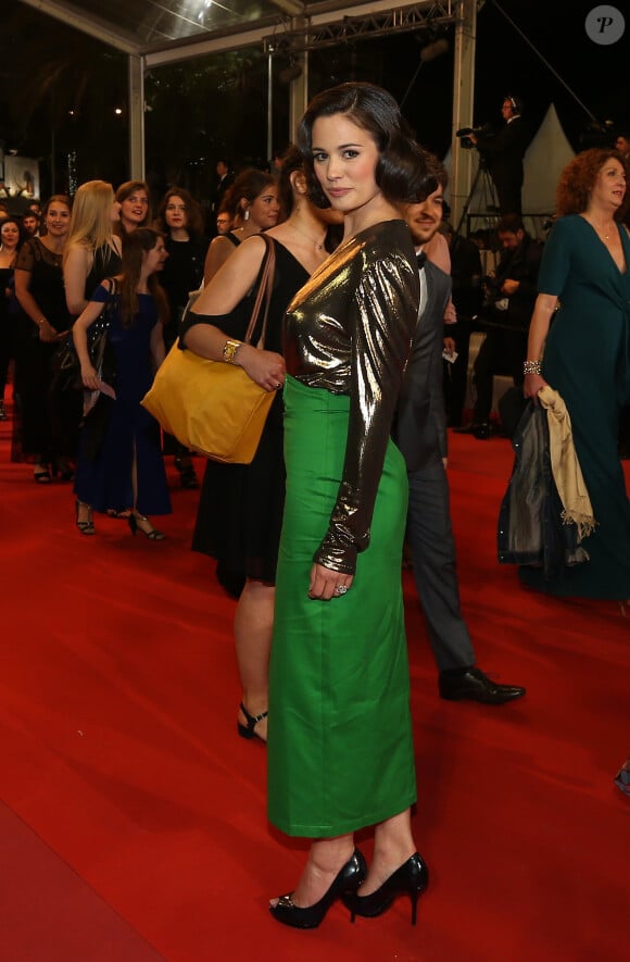 Lucie Lucas - Montée des marches du film "Sorry We Missed You" lors du 72ème Festival International du Film de Cannes. Le 16 mai 2019 © Jacovides-Moreau / Bestimage Red carpet for the movie "Sorry We Missed You" during the 72th Cannes International Film festival. On may 16th 201916/05/2019 - Cannes