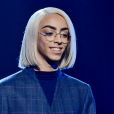 Le vainqueur de français de destination Eurovision 2019 Bilal Hassani chante en finale de la sélection nationale ukrainienne pour l'Eurovision 2019, à Kiev, Ukraine, le 25 février 2019.