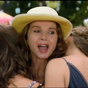 Les premières images de la saison 6 de Clem. Ici Caro, avec ses deux filles Clem et Salomé