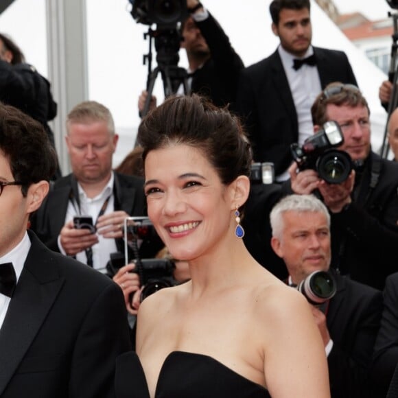 Emma Liégeois, Jeremy Lewin, Mélanie Doutey, Lucie Digout assistent à la montée des marches du film "La belle époque" lors du 72ème Festival International du Film de Cannes. Le 20 mai 2019 © Jacovides-Moreau / Bestimage