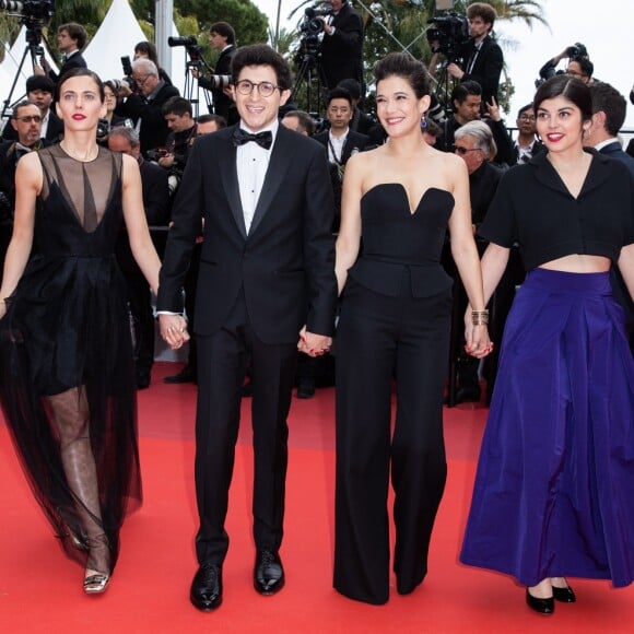 Emma Liégeois, Jeremy Lewin, Mélanie Doutey, Lucie Digout assistent à la montée des marches du film "La belle époque" lors du 72ème Festival International du Film de Cannes. Le 20 mai 2019 © Borde / Bestimage