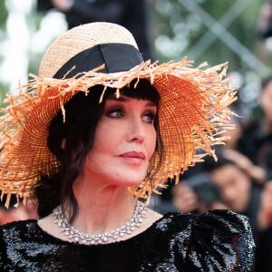 Isabelle Adjani assiste à la montée des marches du film "La belle époque" lors du 72ème Festival International du Film de Cannes. Le 20 mai 2019 © Borde / Bestimage