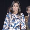 La reine Letizia d'Espagne, dans une robe Sandro, lors de la 11e édition des "Projets sociaux de la banque Santander" à Madrid le 20 mai 2019.