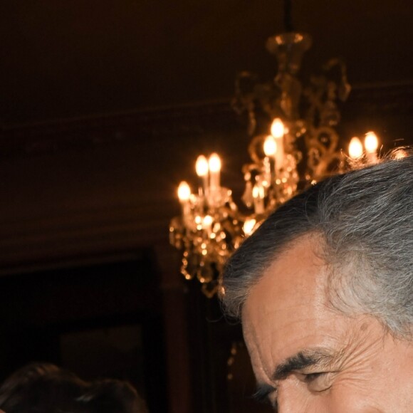Semi-exclusif - Francis Kalifat et Bernard-Henri Lévy (BHL) - People à la générale de la pièce de Bernard-Henri Levy, "Looking For Europe" au théâtre Antoine à Paris le 21 mai 2019. Au terme d'une tournée qui l'a mené de Sarajevo à Dublin, de Madrid à Amsterdam, le philosophe et écrivain présente à Paris, les 20 et 21 mai, sa pièce de théâtre, Looking for Europe. À quelques jours des Européennes, BHL livre un plaidoyer pour une autre Europe et revient sur les enjeux de "sa campagne". © Coadic Guirec/Bestimage