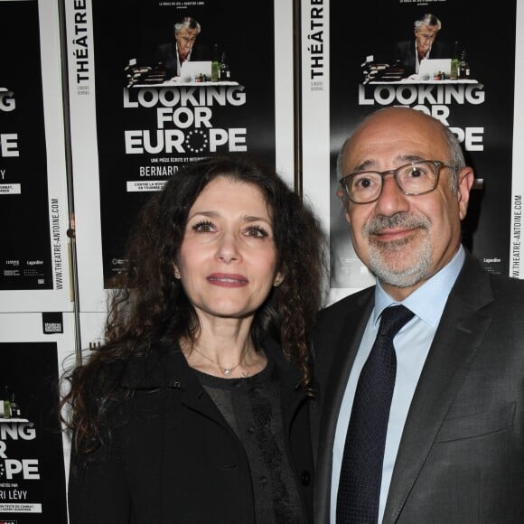 Semi-exclusif - Francis Kalifat (président du CRIF) et sa femme Corinne - People à la générale de la pièce de Bernard-Henri Levy, "Looking For Europe" au théâtre Antoine à Paris le 21 mai 2019. Au terme d'une tournée qui l'a mené de Sarajevo à Dublin, de Madrid à Amsterdam, le philosophe et écrivain présente à Paris, les 20 et 21 mai, sa pièce de théâtre, Looking for Europe. À quelques jours des Européennes, BHL livre un plaidoyer pour une autre Europe et revient sur les enjeux de "sa campagne". © Coadic Guirec/Bestimage