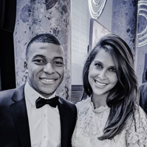 Ophélie Meunier dévoile son baby bump au gala de la fondation Paris Saint-Germain - Les enfants d'abord, mercredi 22 mai 2019 à Paris.