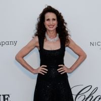 Andie MacDowell : Icône renversante pour l'amfAR, avec les jeunes top models