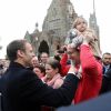 Le président de la république, Emmanuel Macron et la première dame Brigitte Macron votent pour les élections européennes au Touquet, le 26 mai 2019. © Franck Crusiaux / Pool / Bestimage