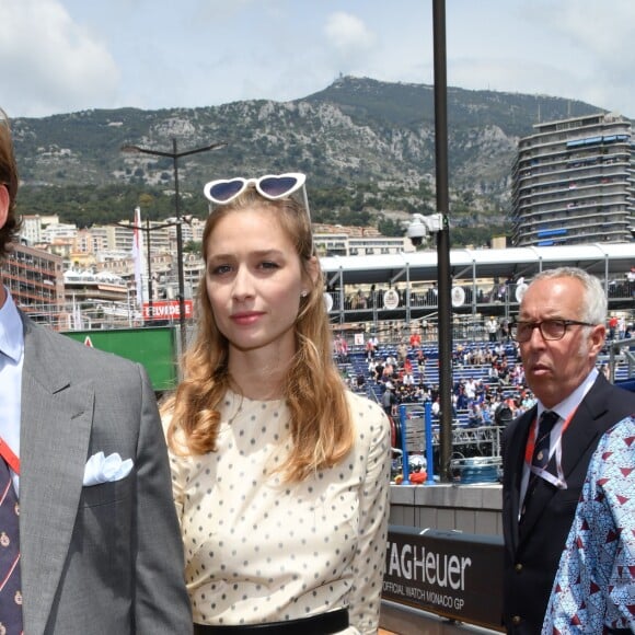 Pierre Casiraghi et son épouse Beatrice Borromeo, habillée d'une robe Dior de la collection Croisière 2019, avant le départ du 77e Grand Prix de Formule 1 de Monaco le 26 mai 2019. © Bruno Bebert/Bestimage