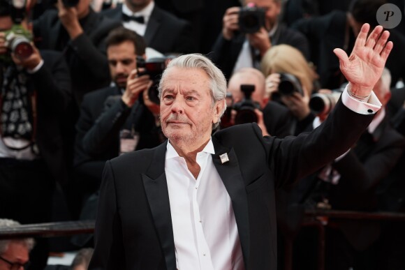 Alain Delon lors de première du film "Une Vie Cachée Life" lors du 72ème Festival International du Film de Cannes, France, le 19 mai 2019