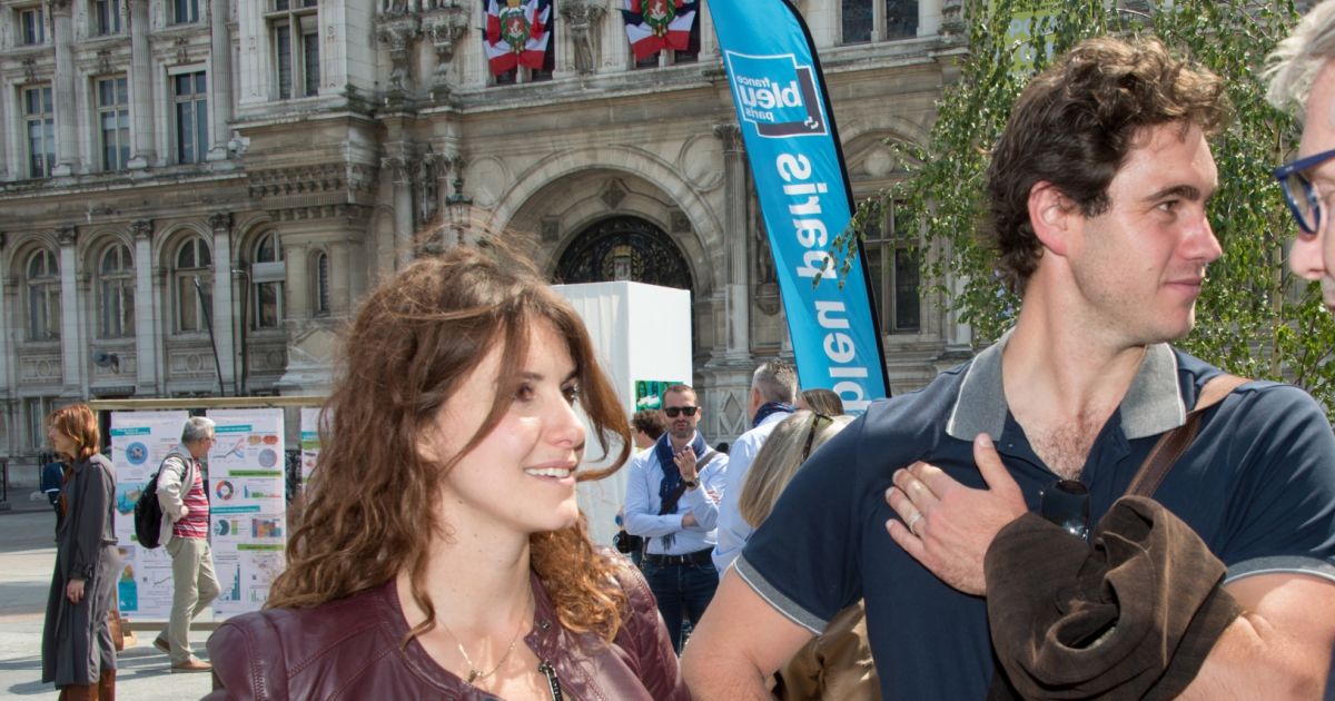 Qui Est Le Mari De Fanny Agostini Fanny Agostini (Journaliste Marraine du 16e Forum International de la