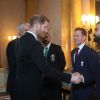 Le prince Harry a rencontré les capitaines des équipes de cricket en lice pour la Coupe du monde lors de la garden party donnée à Buckingham Palace par la reine Elizabeth II le 29 mai 2019.