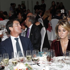 Manuel Valls et sa compagne Susana Gallardo lors de la soirée "Los Premios Planeta 2018" à Barcelone en Espagne le 15 octobre 2018, leur première apparition officielle en couple. En mai 2019, l'ex-Premier ministre français a annoncé dans une émission espagnole leur mariage à venir.
